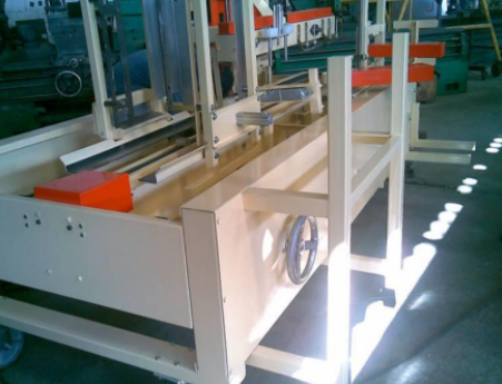 Maquina Formadora y Engomadora de Caja - VIDRIERA